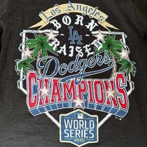 LA Dodgers Born & Raised World Series 2020 Champions Shirt New with Tags